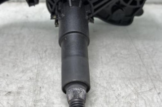 Moteur essuie glace arriere OPEL CORSA E