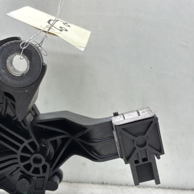 Moteur essuie glace arriere OPEL CORSA E Photo n°3