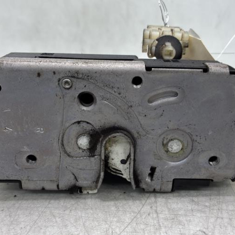 Serrure avant droit OPEL CORSA E Photo n°4