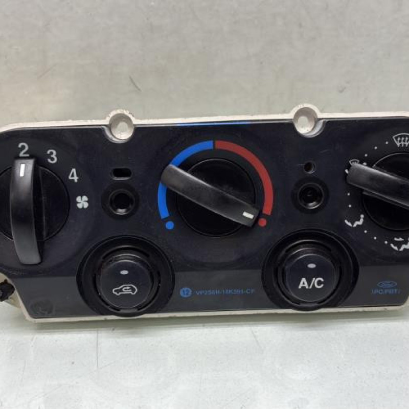 Commande chauffage FORD FIESTA 5 Photo n°1