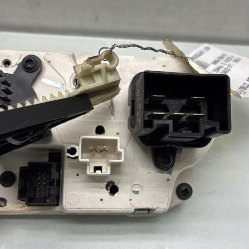 Commande chauffage FORD FIESTA 5 Photo n°3