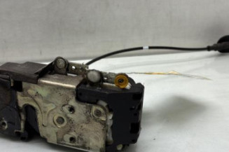 Serrure arriere droit FORD FIESTA 5 Photo n°1