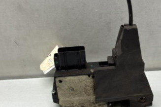 Serrure arriere droit FORD FIESTA 5
