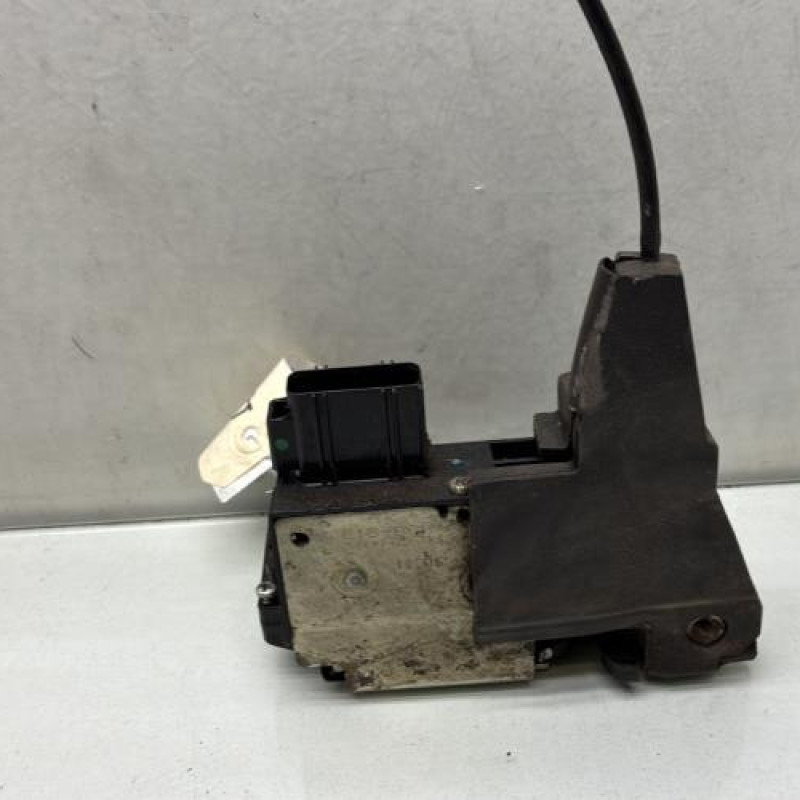 Serrure arriere droit FORD FIESTA 5 Photo n°4