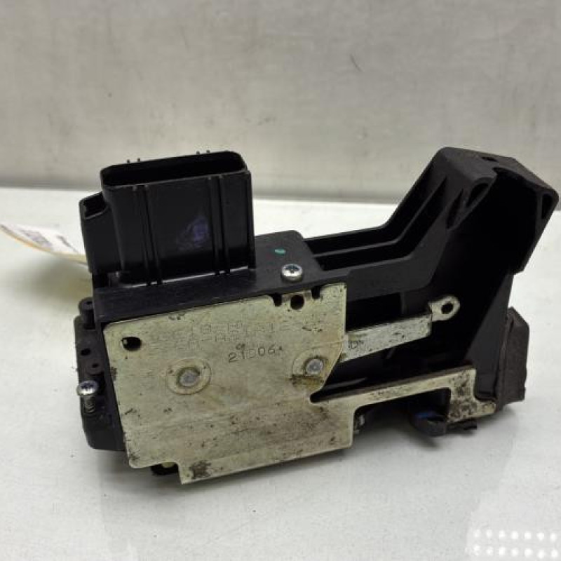 Serrure avant droit FORD FIESTA 5 Photo n°3