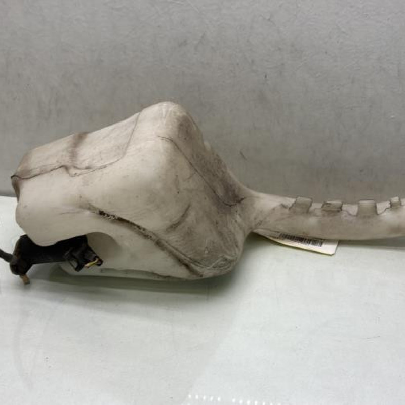 Vase de lave glace FORD FIESTA 5 Photo n°3