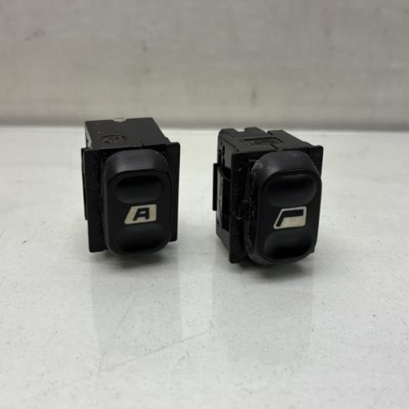 Interrupteur de leve vitre avant gauche CITROEN XSARA Photo n°1