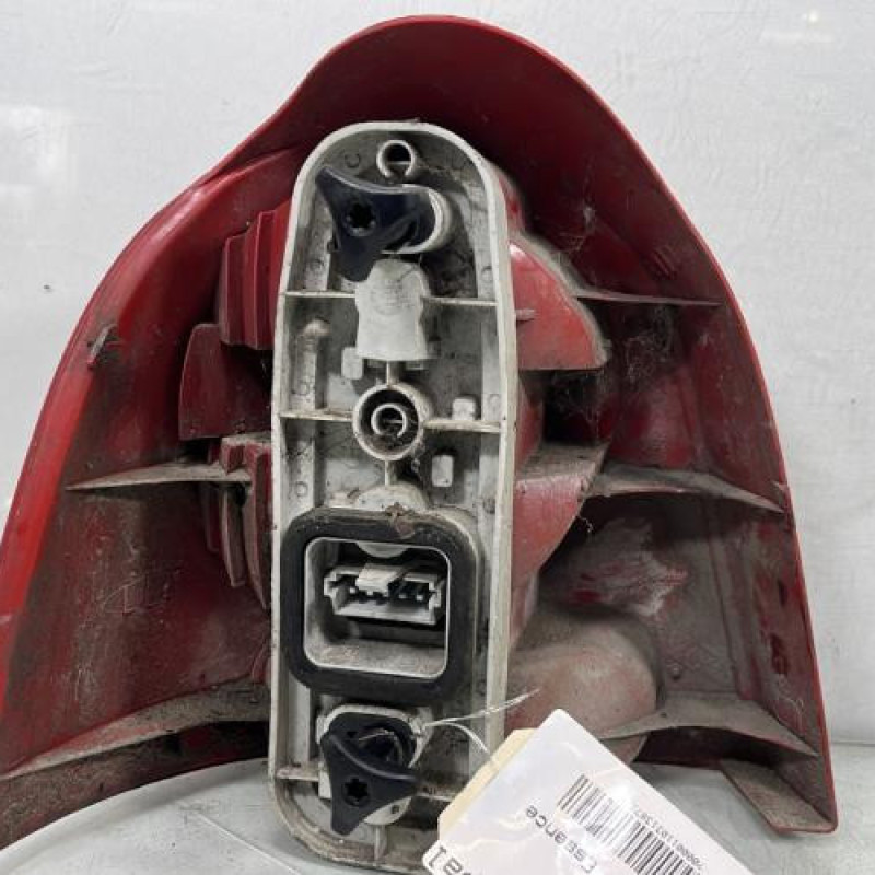 Feu arriere principal droit (feux) RENAULT TWINGO 1 Photo n°2