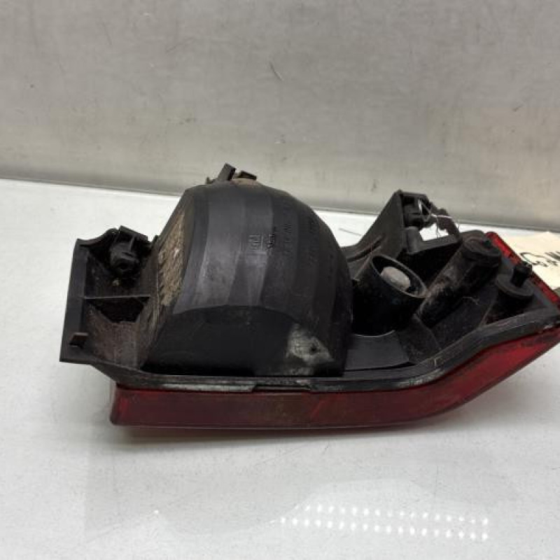 Anti brouillard arriere gauche OPEL MERIVA A Photo n°3