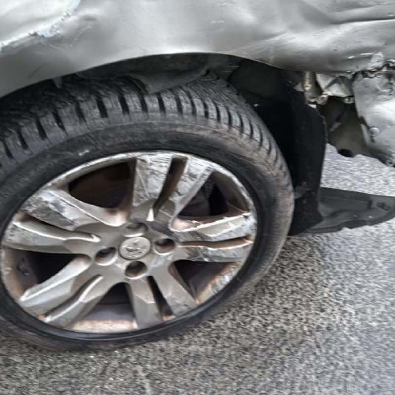 Bouton de warning PEUGEOT 5008 1 Photo n°14