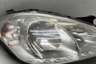 Optique avant principal droit (feux)(phare) MERCEDES CLASSE A 169 Photo n°1