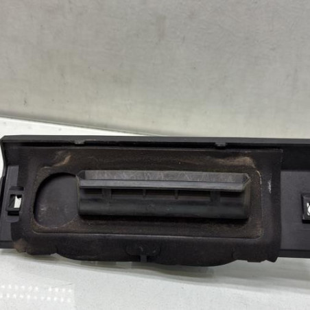 Bouton de coffre PEUGEOT 206+ Photo n°1