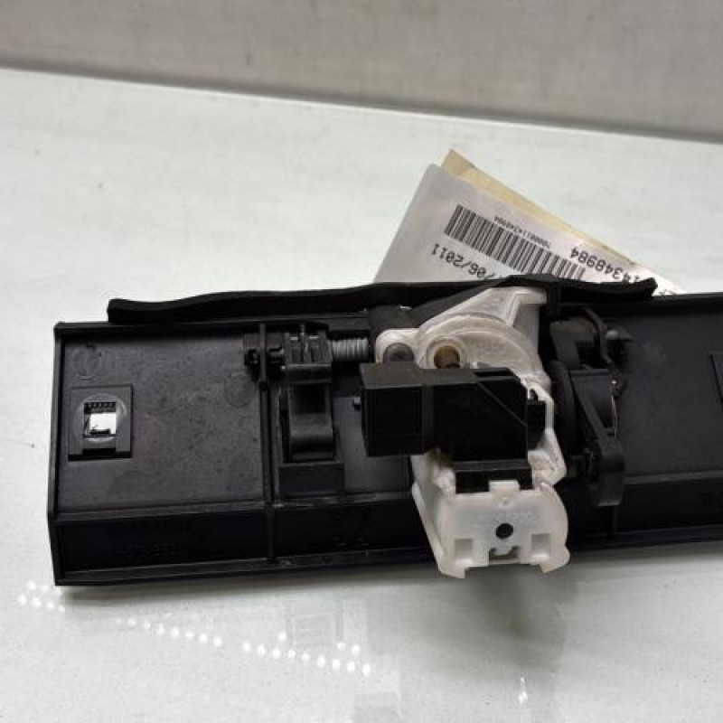 Bouton de coffre PEUGEOT 206+ Photo n°3