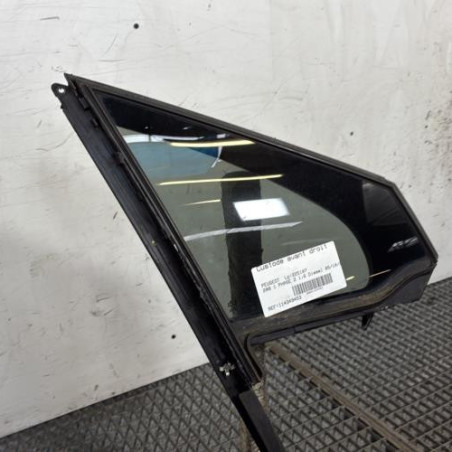 Custode avant droit (porte) PEUGEOT 208 1