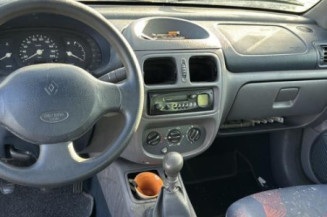 Aile avant droit RENAULT CLIO 2