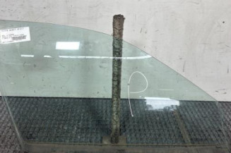 Vitre avant droit BMW SERIE 3 E46 Photo n°1