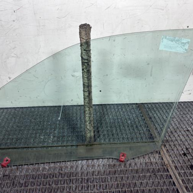 Vitre avant droit BMW SERIE 3 E46 Photo n°4