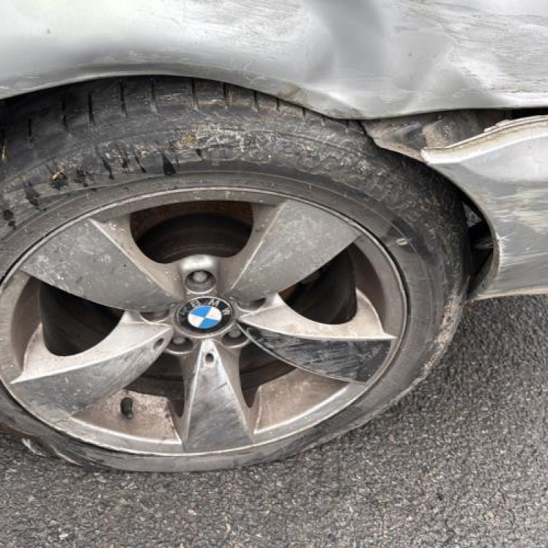 Vitre avant droit BMW SERIE 3 E46 Photo n°20