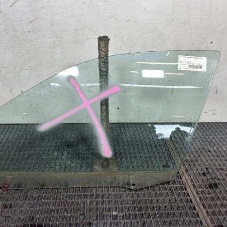 Vitre avant gauche BMW SERIE 3 E46 Photo n°1