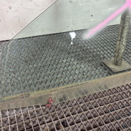 Vitre avant gauche BMW SERIE 3 E46