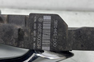 Poignee porte avant droit MERCEDES CLASSE B 245