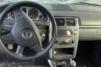 Retroviseur gauche MERCEDES CLASSE B 245