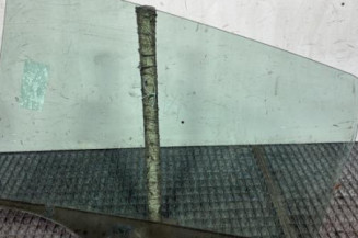 Vitre arriere droit MERCEDES CLASSE B 245