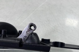 Poignee interieur avant gauche MERCEDES CLASSE B 245