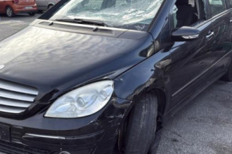 Poignee interieur avant gauche MERCEDES CLASSE B 245