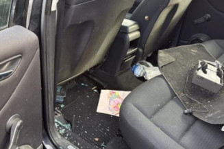 Poignee interieur avant gauche MERCEDES CLASSE B 245