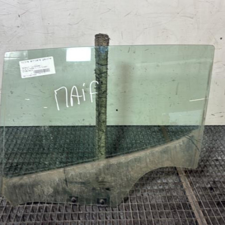 Vitre arriere gauche RENAULT CLIO 4 Photo n°1