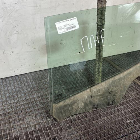 Vitre arriere gauche RENAULT CLIO 4