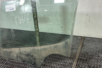 Vitre arriere gauche RENAULT CLIO 4