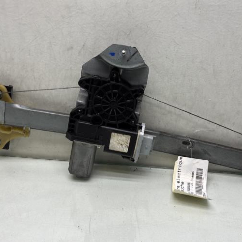 Leve vitre electrique avant gauche RENAULT CLIO 4 Photo n°3