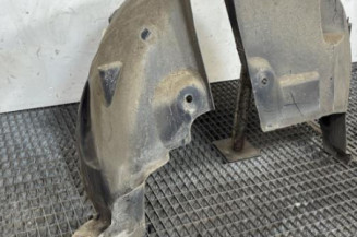 Pare boue arriere gauche RENAULT CLIO 4