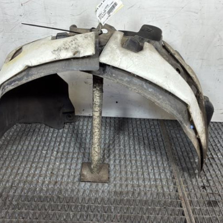 Pare boue avant gauche RENAULT CLIO 4 Photo n°1