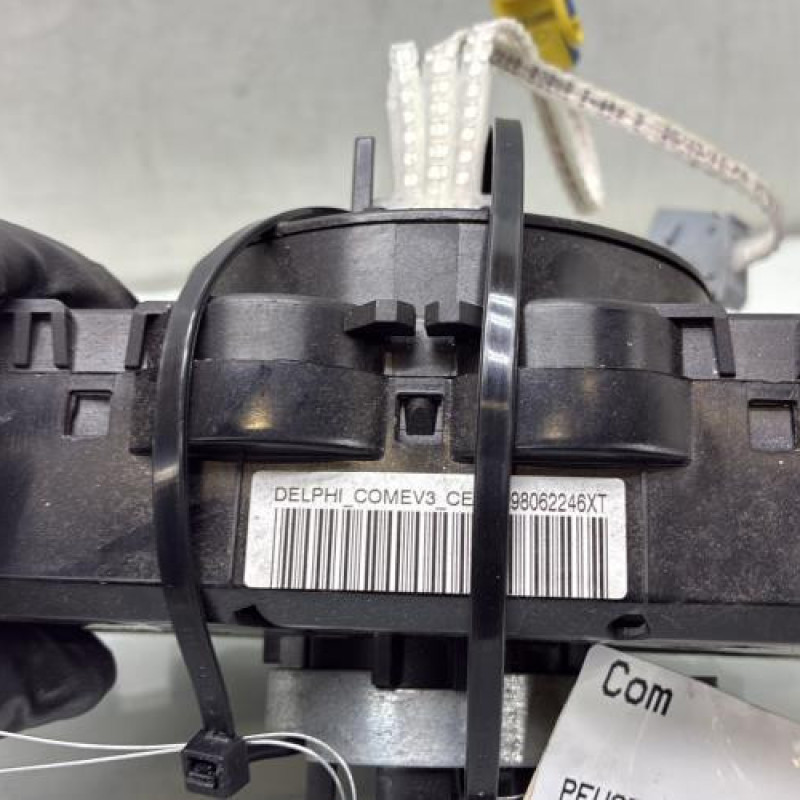 Com (Bloc Contacteur Tournant+Commodo Essuie Glace+Commodo Phare) PEUGEOT PARTNER 2 Photo n°5