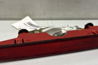 Feu arriere stop central PEUGEOT PARTNER 2 Photo n°1