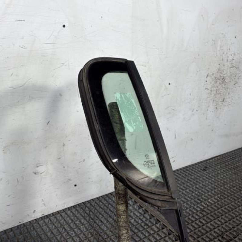 Custode arriere droit (porte) PEUGEOT 308 2 Photo n°3