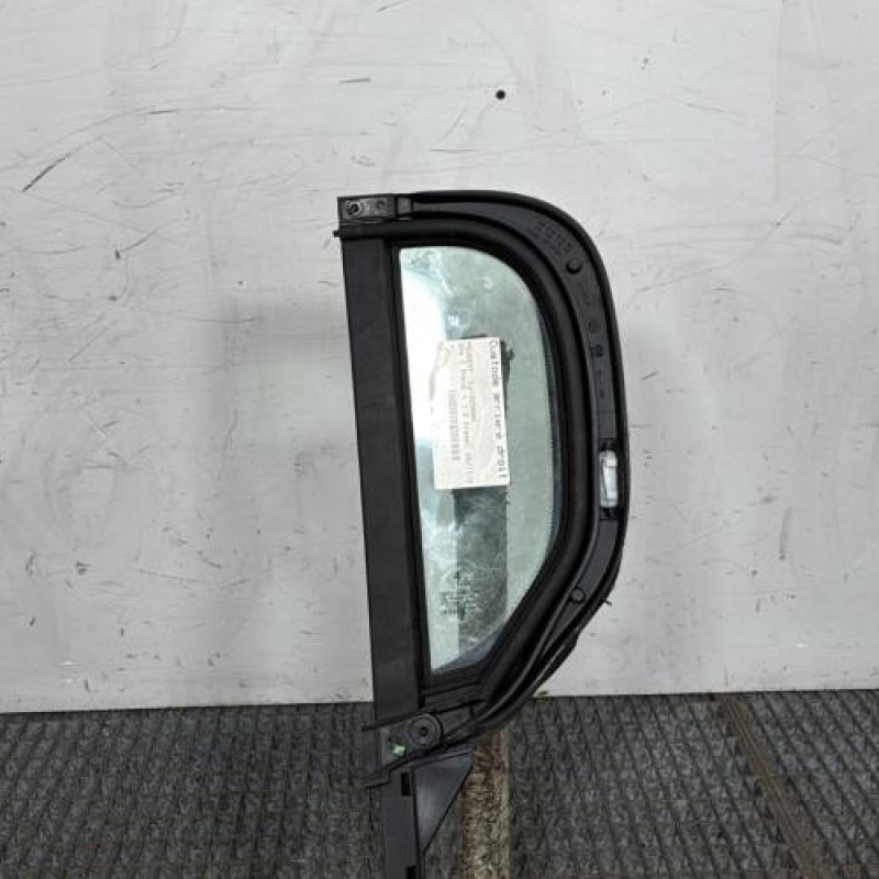 Custode arriere droit (porte) PEUGEOT 308 2 Photo n°4