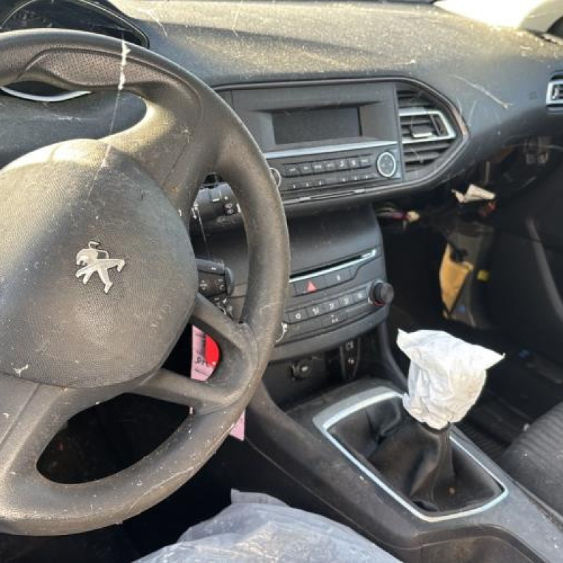 Custode arriere droit (porte) PEUGEOT 308 2 Photo n°17