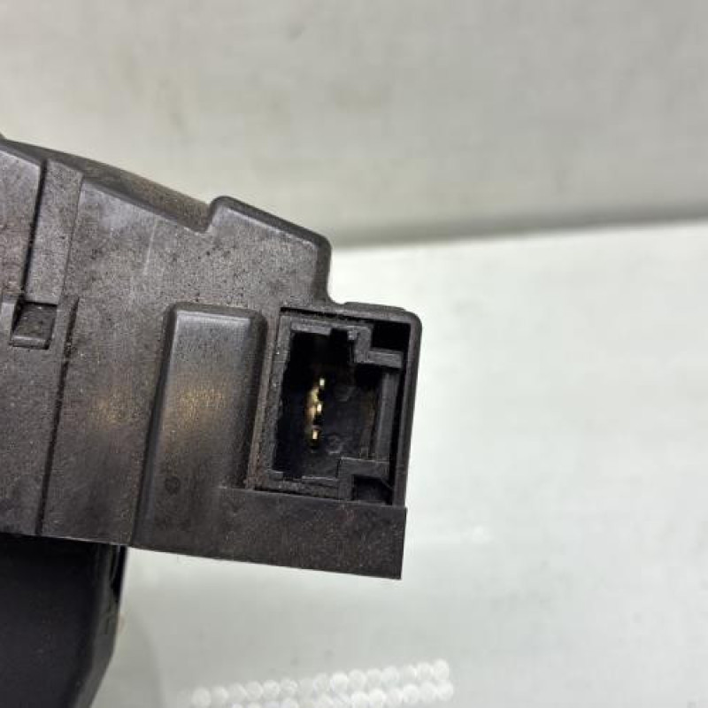 Serrure de coffre PEUGEOT PARTNER 2 Photo n°3