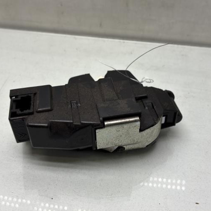 Serrure de coffre PEUGEOT PARTNER 2 Photo n°4