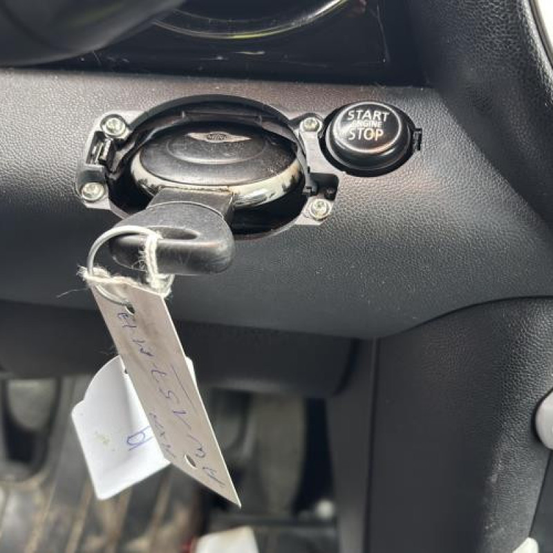 Pretensionneur de ceinture avant gauche MINI MINI 2 R55 Photo n°18