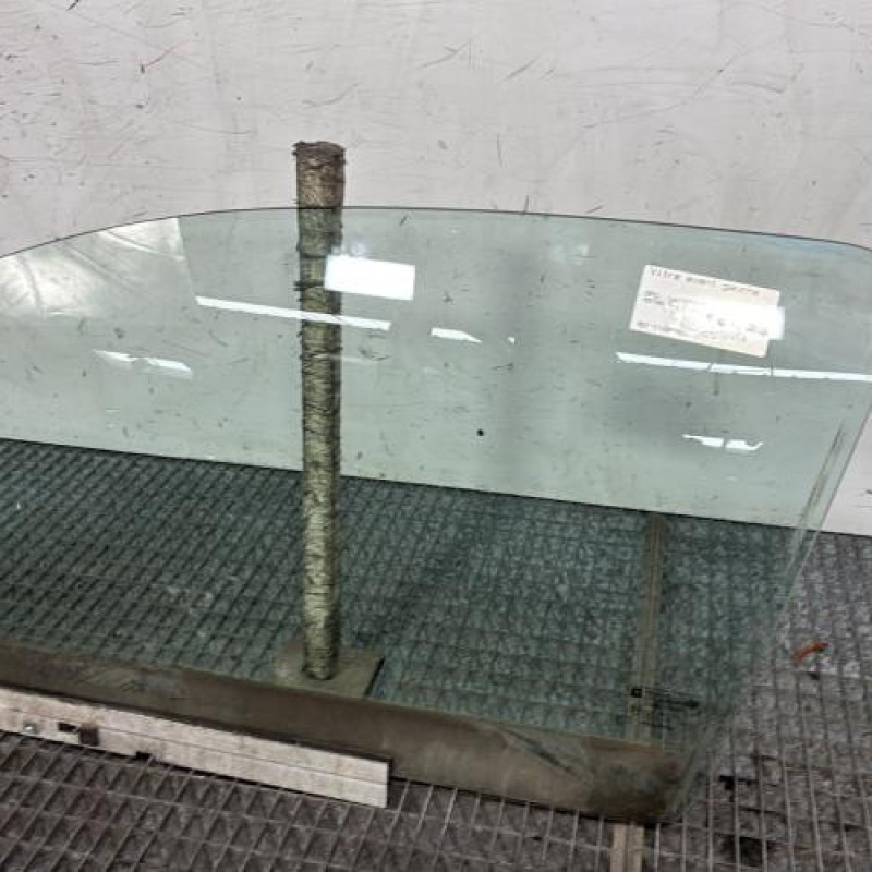 Vitre avant gauche OPEL ASTRA G Photo n°3