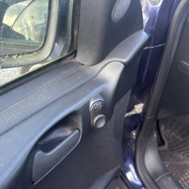 Vitre avant gauche OPEL ASTRA G Photo n°15