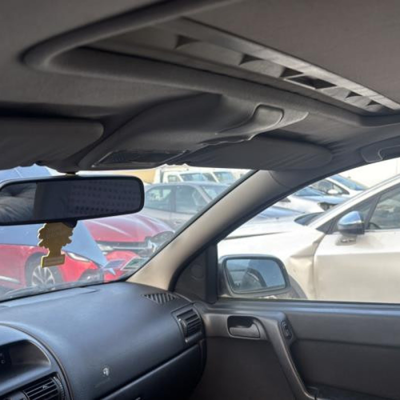 Vitre avant gauche OPEL ASTRA G Photo n°19