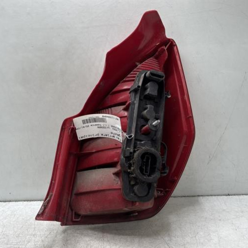 Feu arriere principal gauche (feux) CITROEN C2 Photo n°2