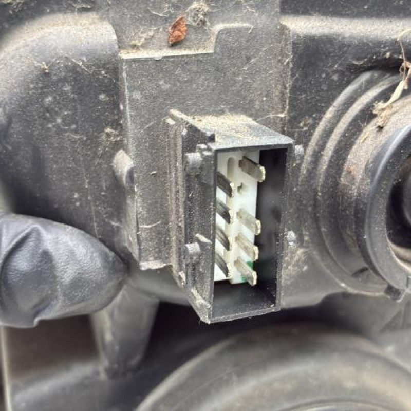 Optique avant principal droit (feux)(phare) CITROEN C2 Photo n°7