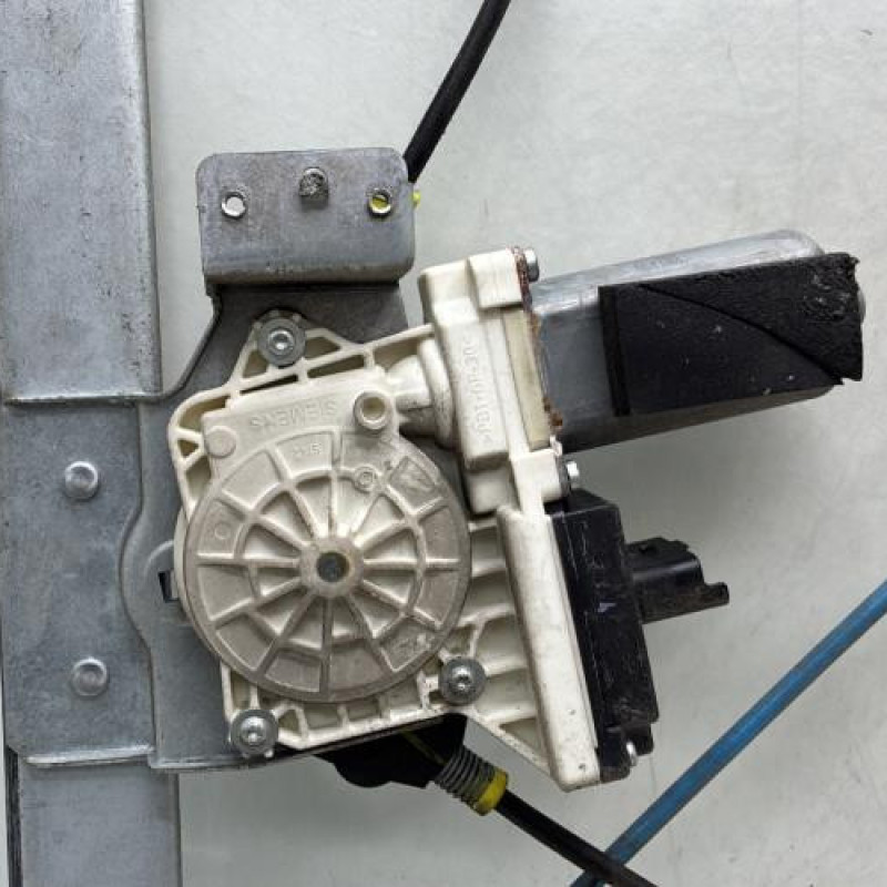 Leve vitre electrique avant gauche CITROEN C2 Photo n°11